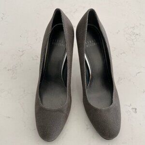 Stuart Weitzman Designer Classic Textured Leather 375Heeled Shoes Grey Sz 8M